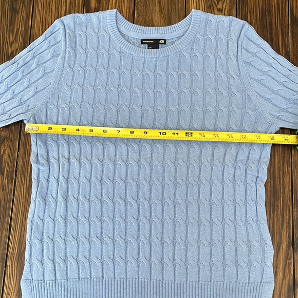 EUC H&M periwinkle blue fine cable knit sweater - Picture 3 of 7